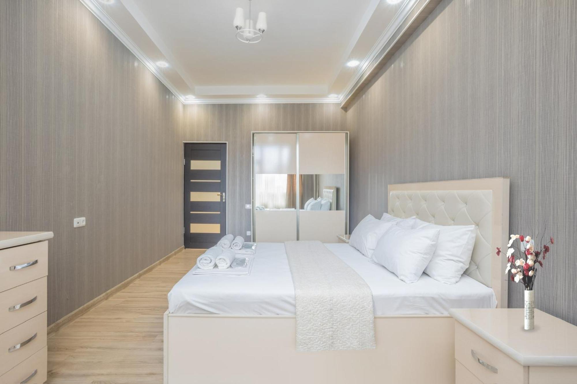 2 Bedrooms 2 Bathrooms Large And Lux Apartment Best Location Γιερεβάν Εξωτερικό φωτογραφία